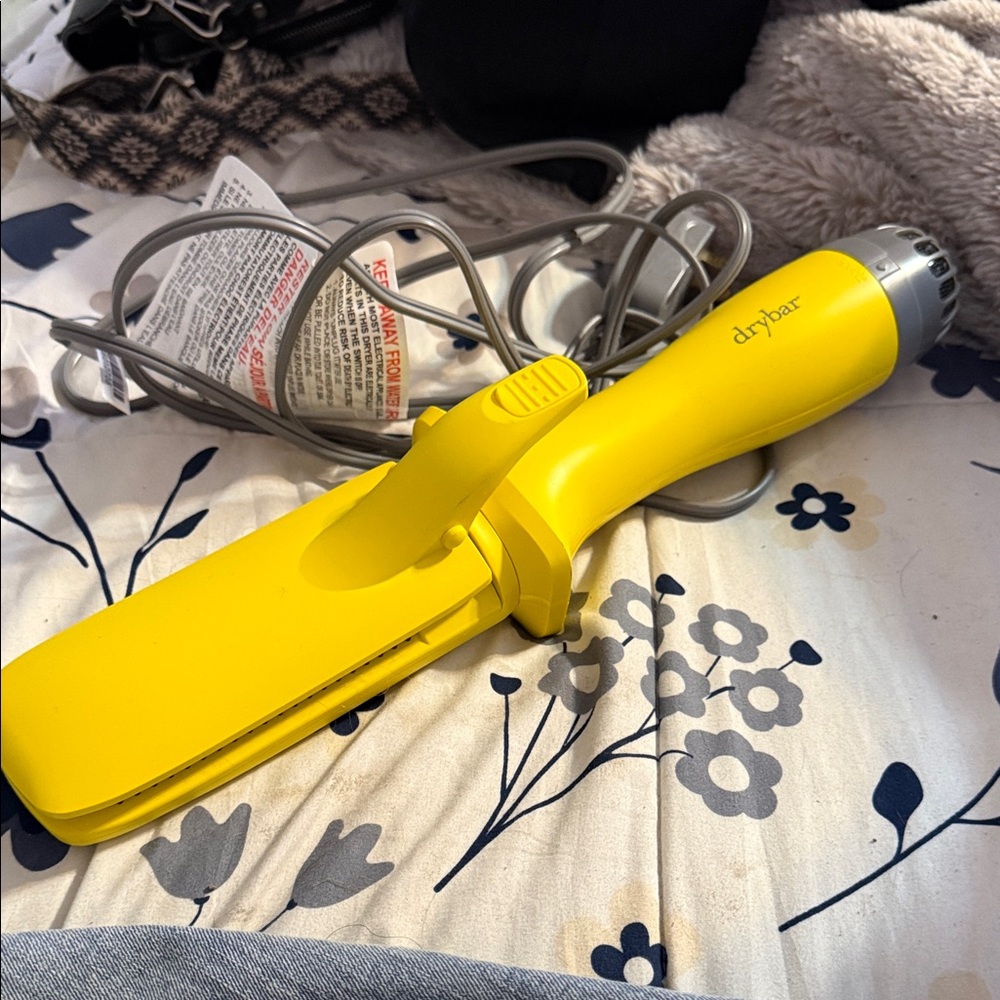 Drybar Vibrant Yellow Styling Iron